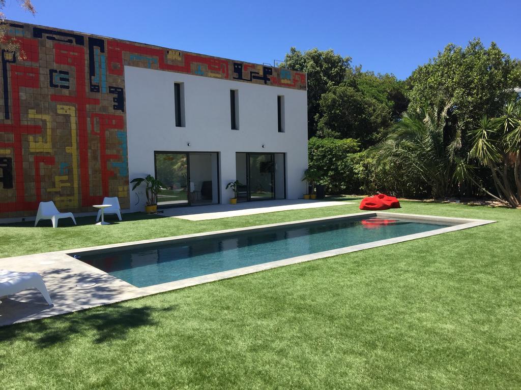 Le Cube Hotel Design A Hyeres Plage Avec Piscine Et Cuisine Kültér fotó